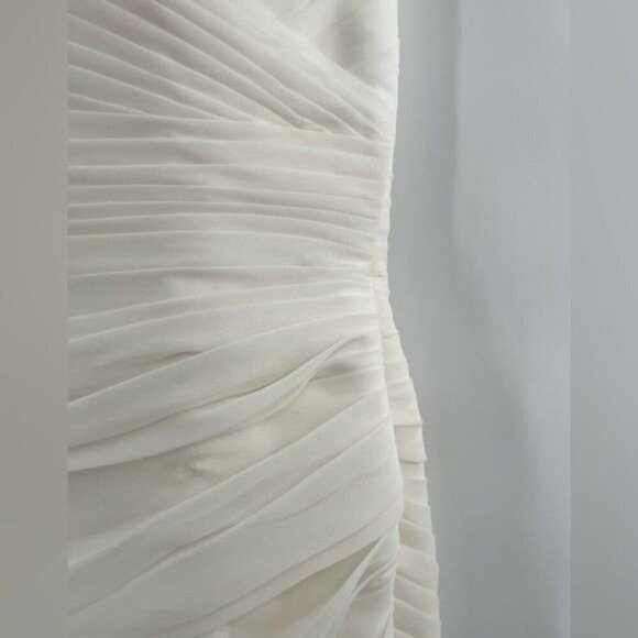 Victoria James Ronald Joyce white wedding dress with train size 12 - Picture 10 of 11